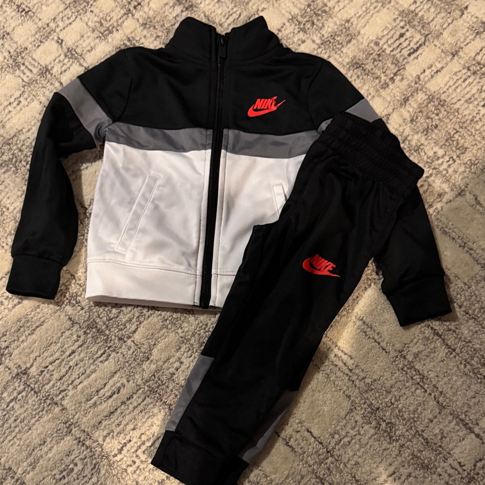 Nike tracksuit toddler